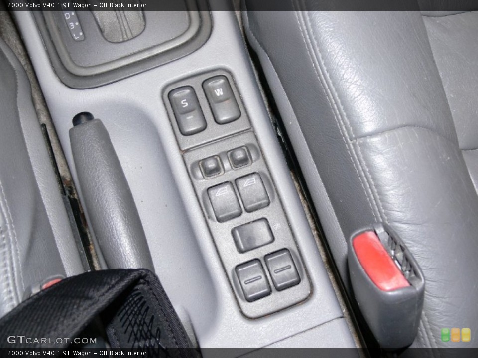 Off Black Interior Controls for the 2000 Volvo V40 1.9T Wagon #61081367