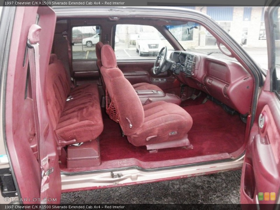 Red Interior Photo for the 1997 Chevrolet C/K K1500 Silverado Extended Cab 4x4 #61086560