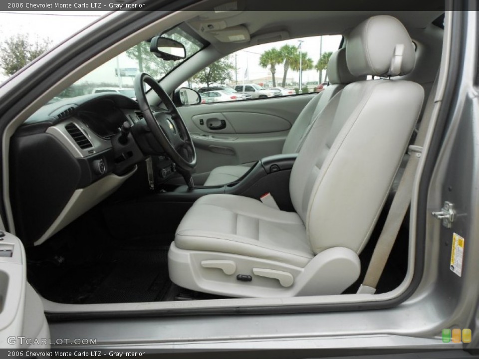 Gray Interior Photo for the 2006 Chevrolet Monte Carlo LTZ #61086689