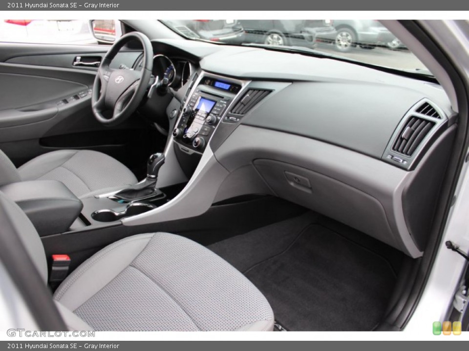 Gray Interior Dashboard for the 2011 Hyundai Sonata SE #61089277