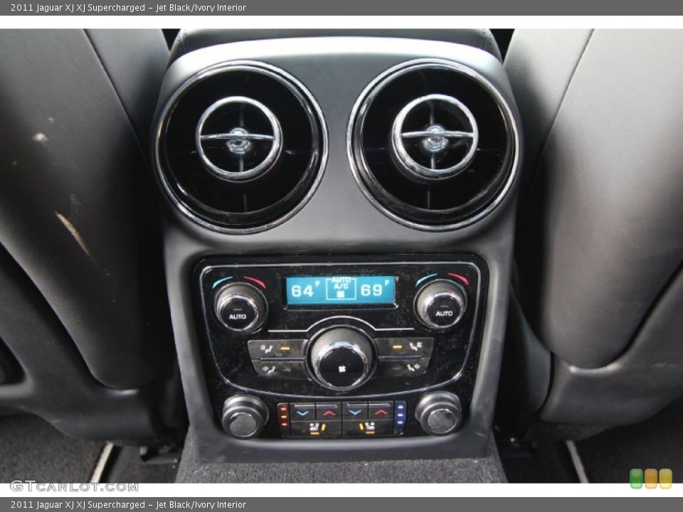 Jet Black/Ivory Interior Controls for the 2011 Jaguar XJ XJ Supercharged #61091702