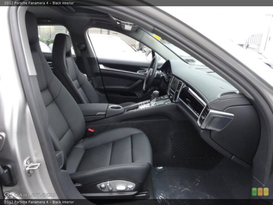 Black Interior Photo for the 2012 Porsche Panamera 4 #61097957