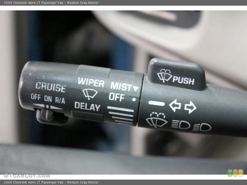 Medium Gray Interior Controls for the 2000 Chevrolet Astro LT Passenger Van #61111663