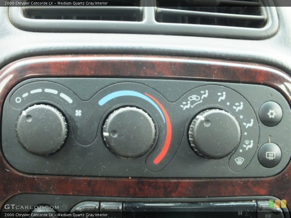 Medium Quartz Gray Interior Controls for the 2000 Chrysler Concorde LX #61126548