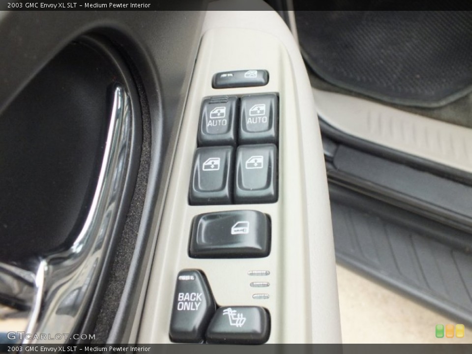Medium Pewter Interior Controls for the 2003 GMC Envoy XL SLT #61127021