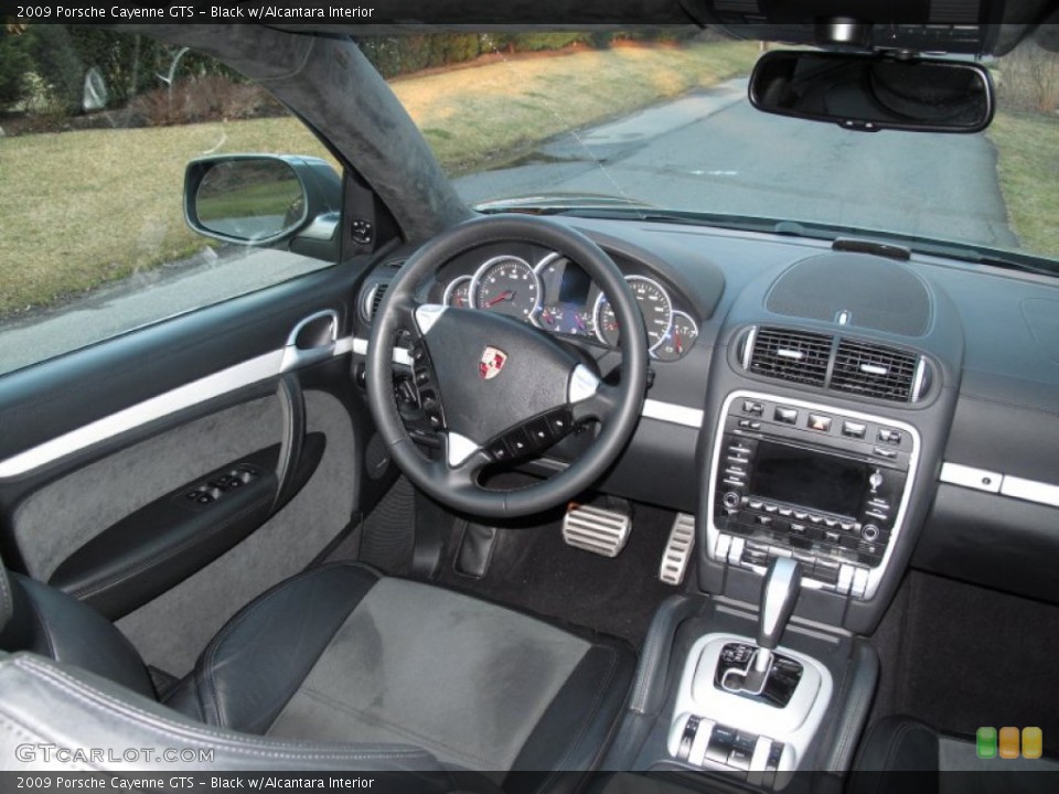 Black w/Alcantara Interior Dashboard for the 2009 Porsche Cayenne GTS #61129385