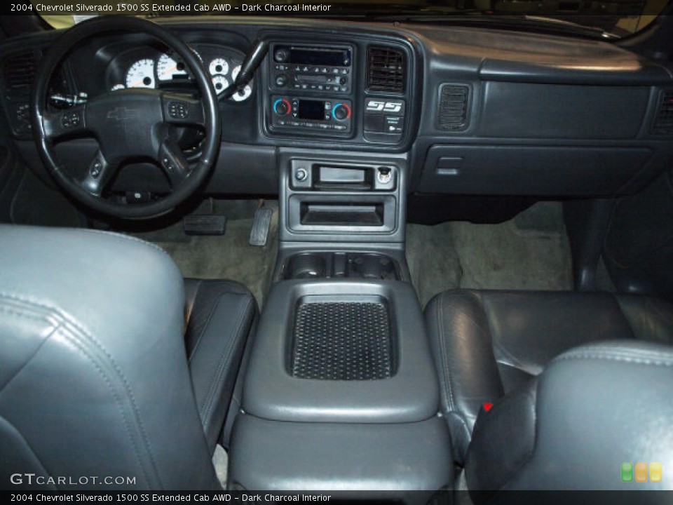 Dark Charcoal Interior Dashboard for the 2004 Chevrolet Silverado 1500 SS Extended Cab AWD #61132337