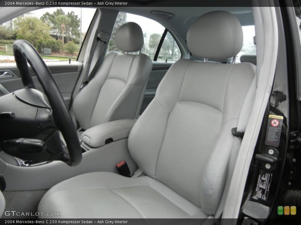 Ash Grey Interior Photo for the 2004 Mercedes-Benz C 230 Kompressor Sedan #61137851