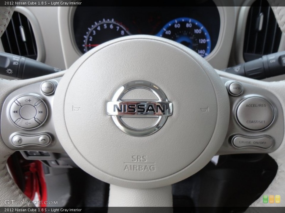 Light Gray Interior Steering Wheel for the 2012 Nissan Cube 1.8 S #61139969