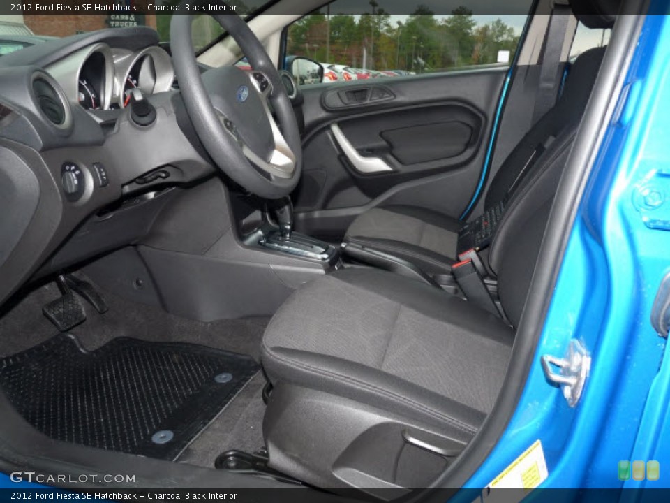 Charcoal Black Interior Photo for the 2012 Ford Fiesta SE Hatchback #61143980