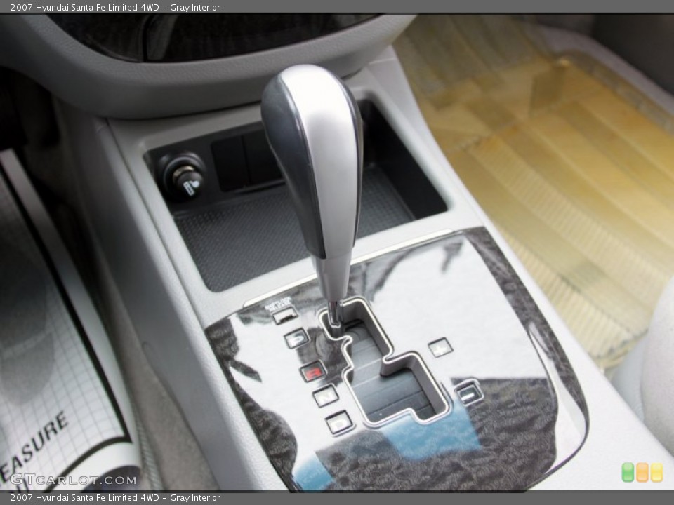 Gray Interior Transmission for the 2007 Hyundai Santa Fe Limited 4WD #61161572