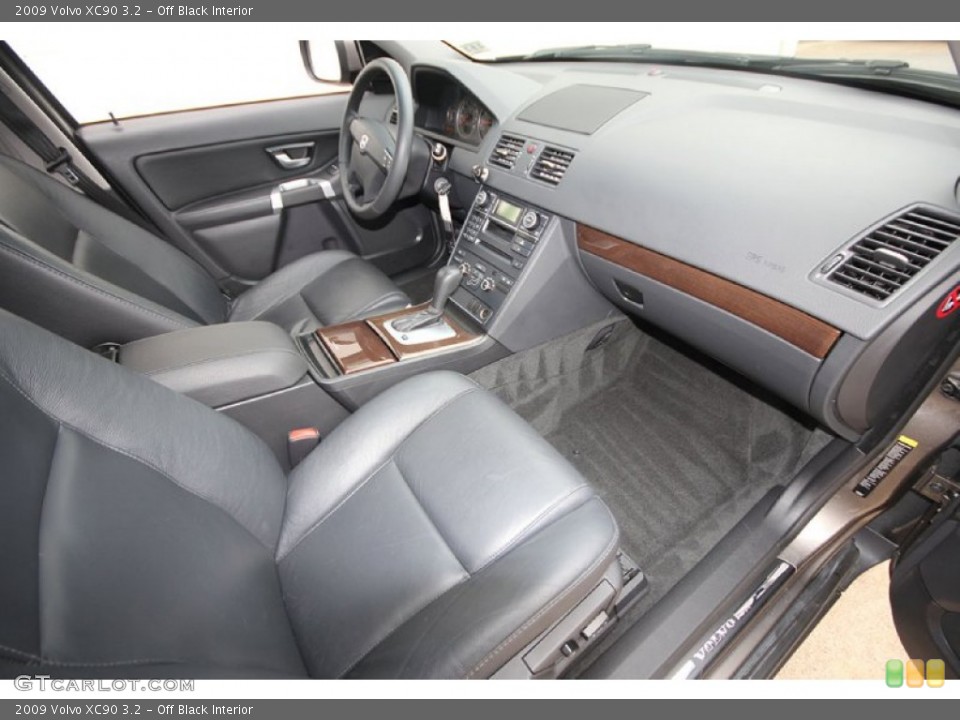 Off Black Interior Photo for the 2009 Volvo XC90 3.2 #61170889