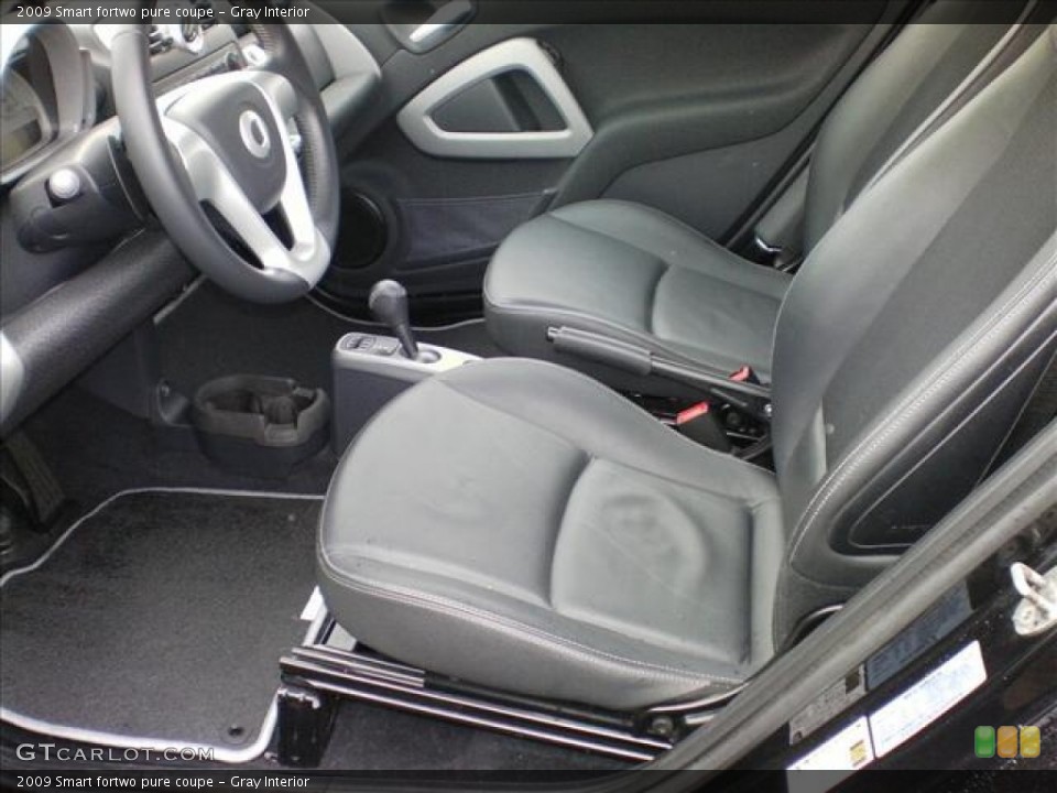 Gray Interior Photo for the 2009 Smart fortwo pure coupe #61171672
