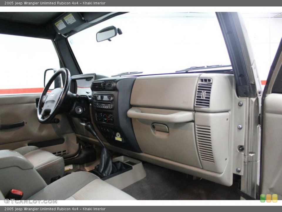 Khaki Interior Dashboard For The 2005 Jeep Wrangler