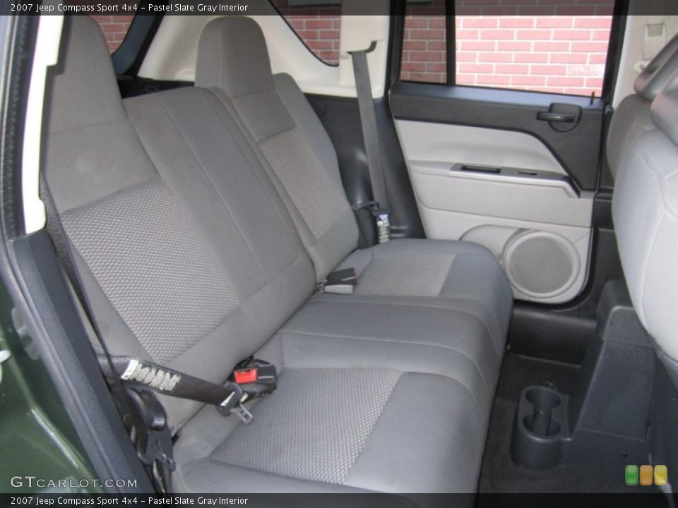 Pastel Slate Gray Interior Photo for the 2007 Jeep Compass Sport 4x4 #61205791