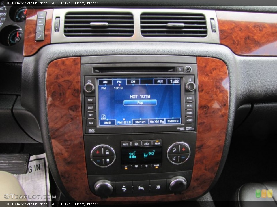 Ebony Interior Controls for the 2011 Chevrolet Suburban 2500 LT 4x4 #61205857