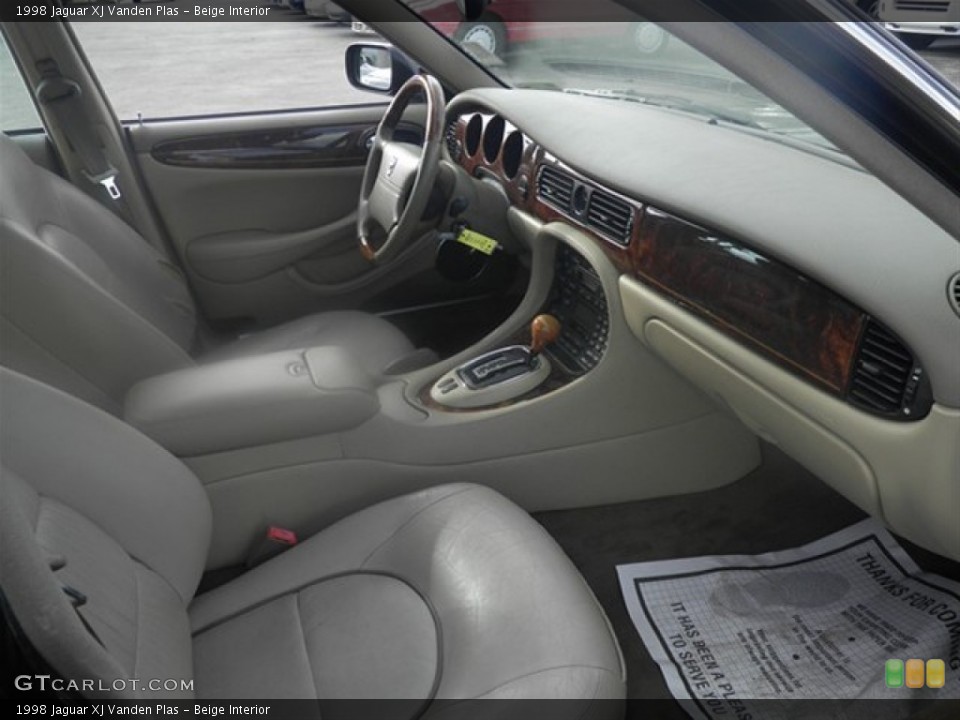 Beige Interior Photo for the 1998 Jaguar XJ Vanden Plas #61211234