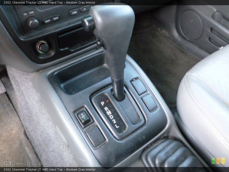 Medium Gray Interior Transmission for the 2002 Chevrolet Tracker LT 4WD Hard Top #61227973
