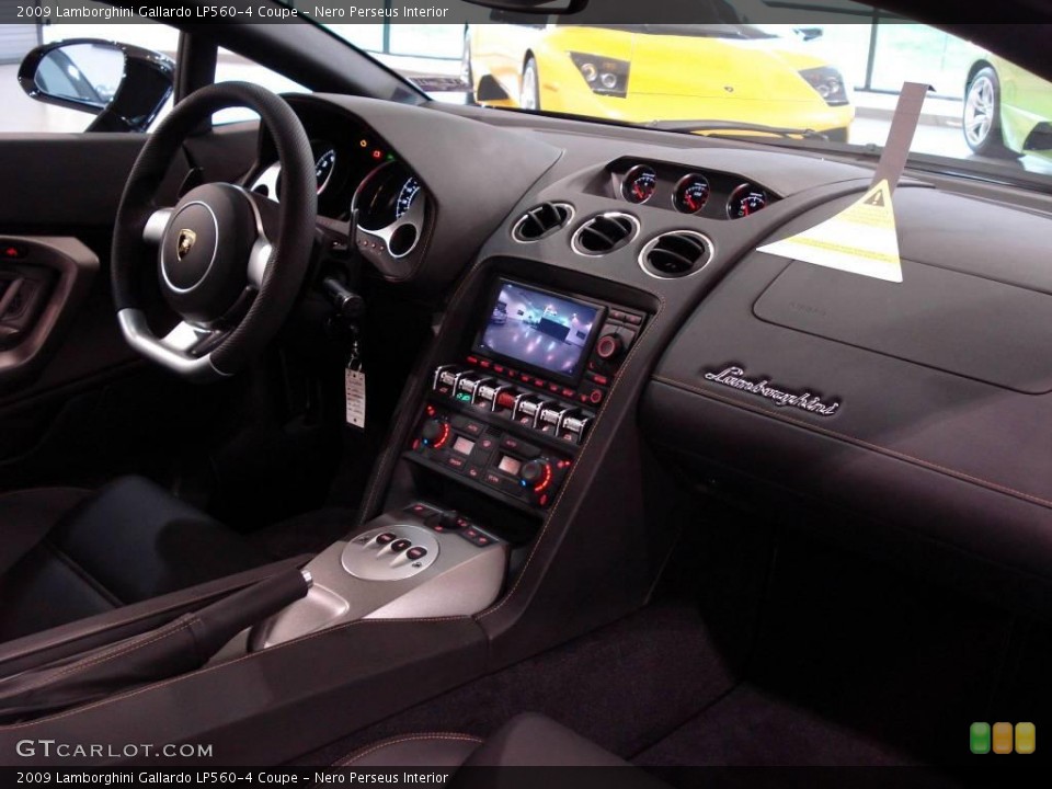 Nero Perseus Interior Dashboard for the 2009 Lamborghini Gallardo LP560-4 Coupe #6123591