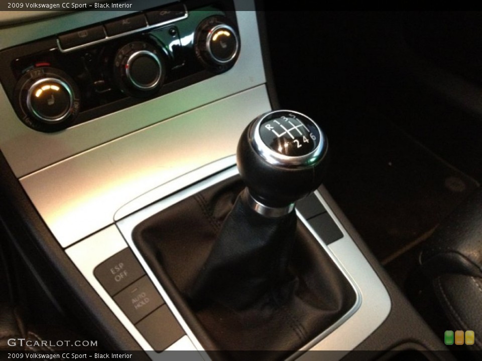 Black Interior Transmission for the 2009 Volkswagen CC Sport #61244933