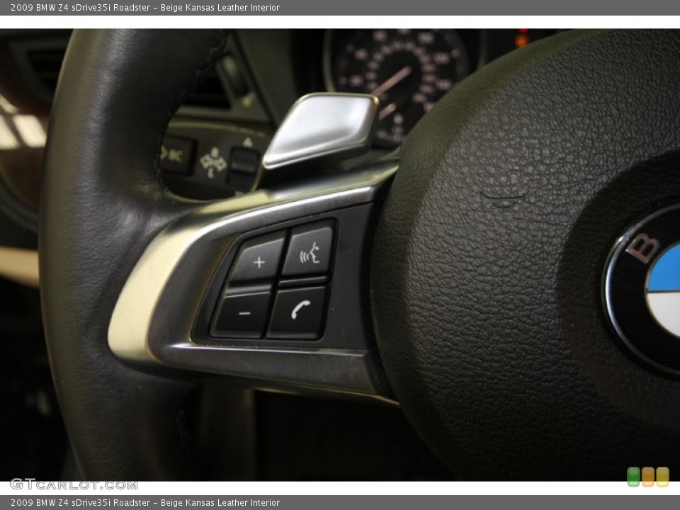 Beige Kansas Leather Interior Controls for the 2009 BMW Z4 sDrive35i Roadster #61259546