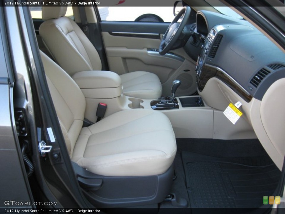 Beige Interior Photo for the 2012 Hyundai Santa Fe Limited V6 AWD #61265642