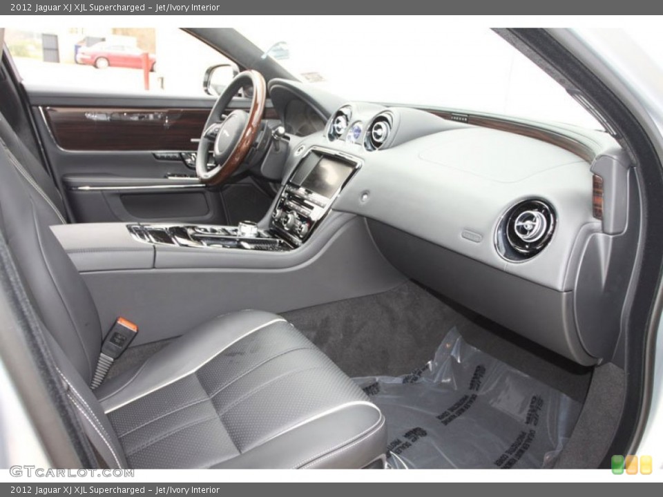Jet/Ivory Interior Photo for the 2012 Jaguar XJ XJL Supercharged #61277417