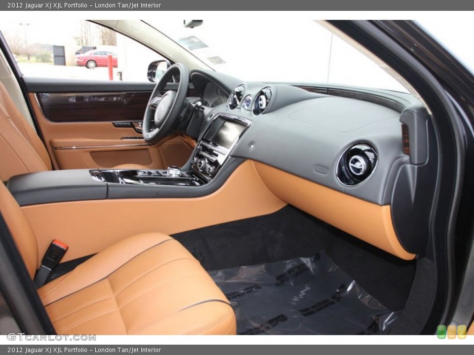 London Tan/Jet Interior Photo for the 2012 Jaguar XJ XJL Portfolio #61277616