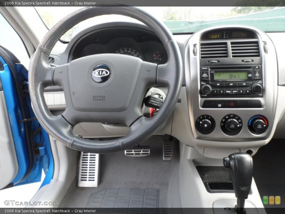 Gray Interior Dashboard for the 2006 Kia Spectra Spectra5 Hatchback #61282067
