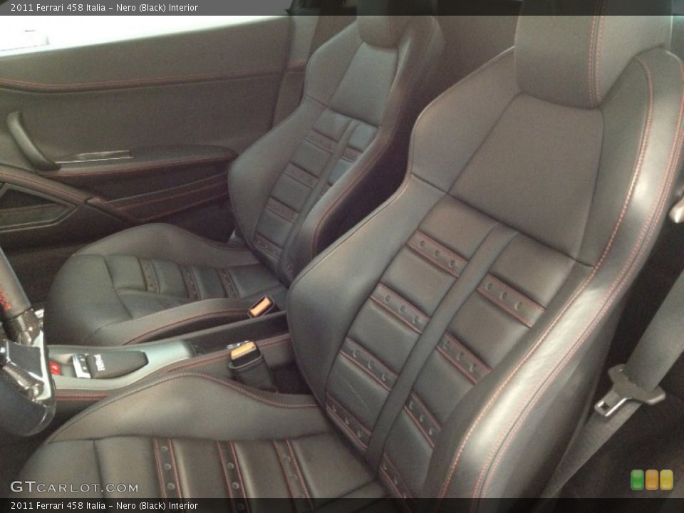 Nero (Black) Interior Photo for the 2011 Ferrari 458 Italia #61310012
