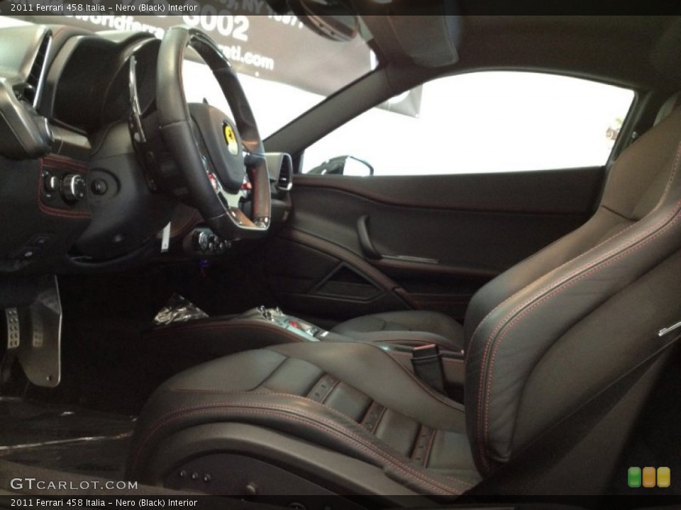 Nero (Black) Interior Photo for the 2011 Ferrari 458 Italia #61310021