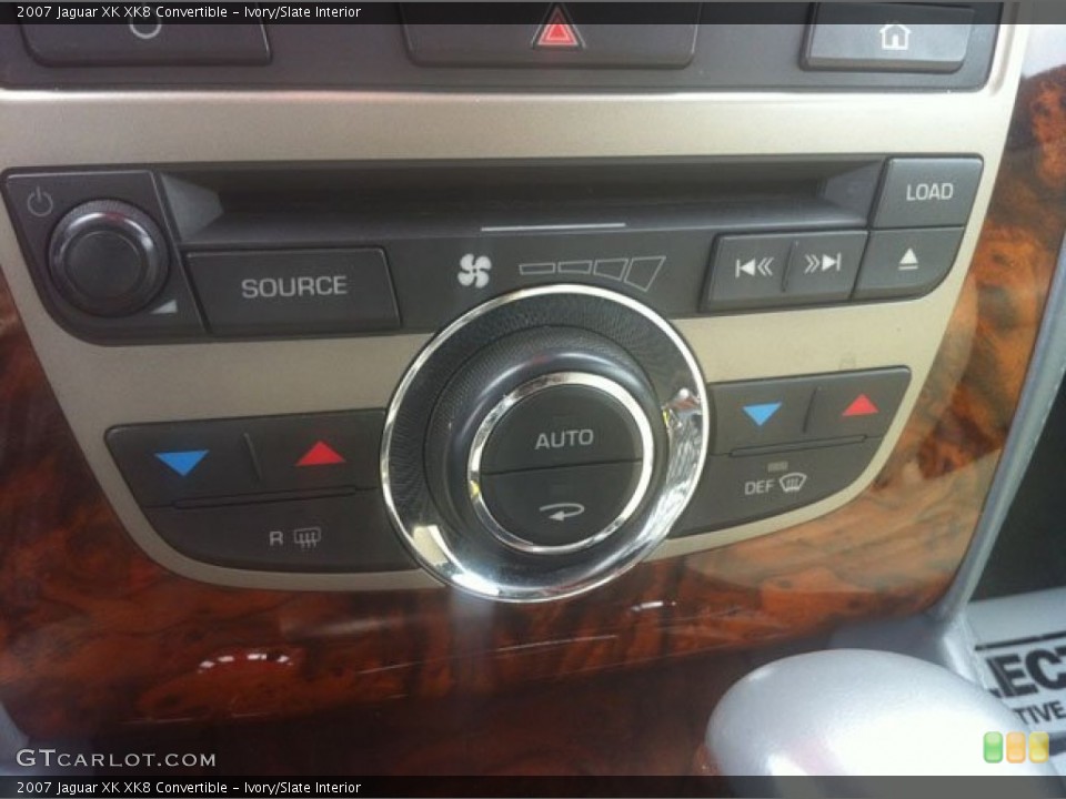Ivory/Slate Interior Controls for the 2007 Jaguar XK XK8 Convertible #61313726