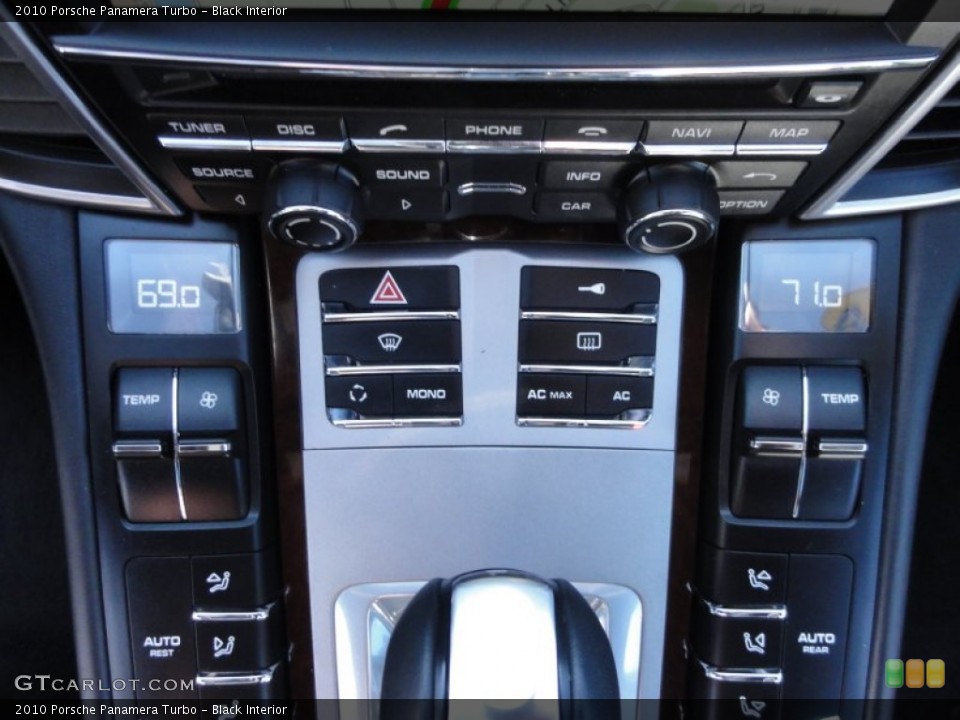 Black Interior Controls for the 2010 Porsche Panamera Turbo #61326137