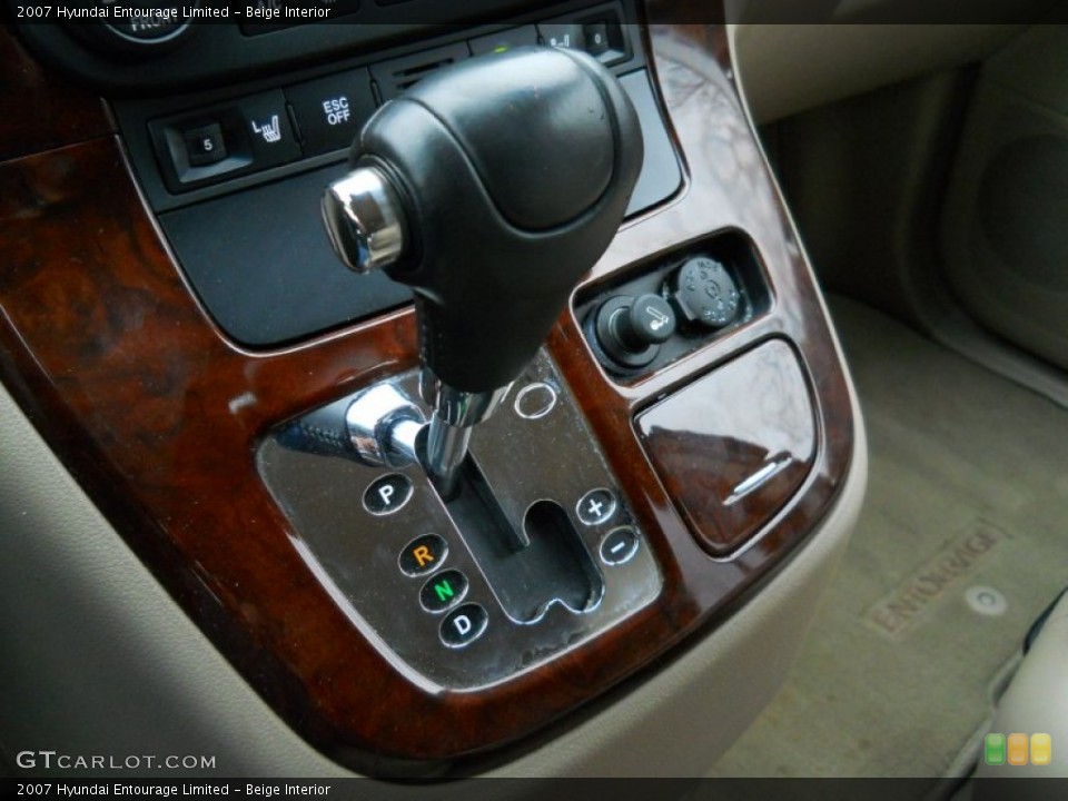 Beige Interior Transmission for the 2007 Hyundai Entourage Limited #61330889