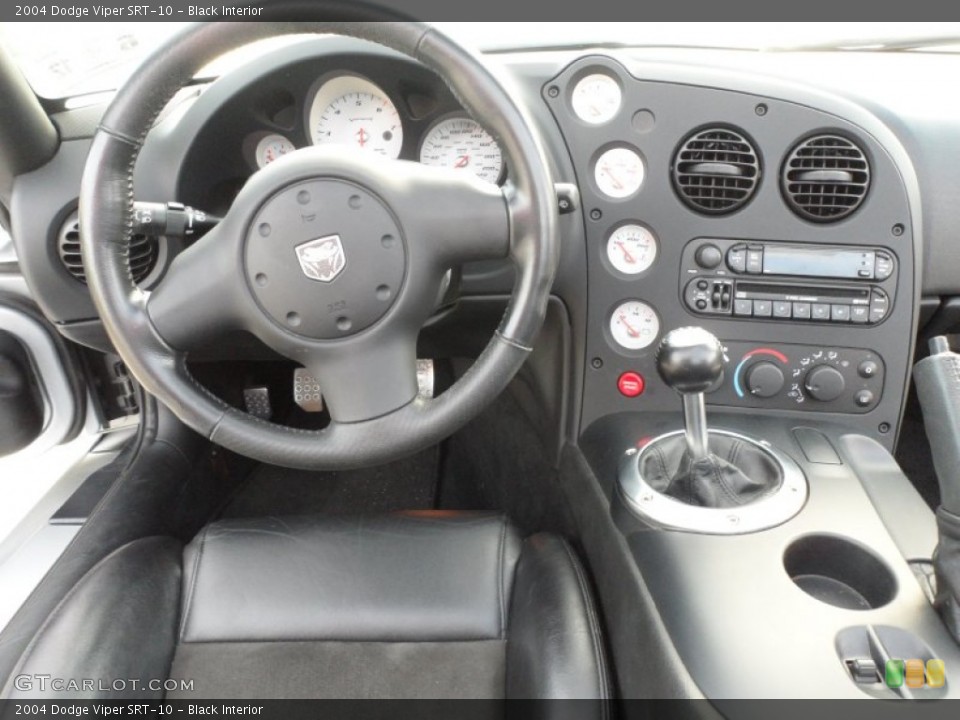 Black Interior Photo for the 2004 Dodge Viper SRT-10 #61333547