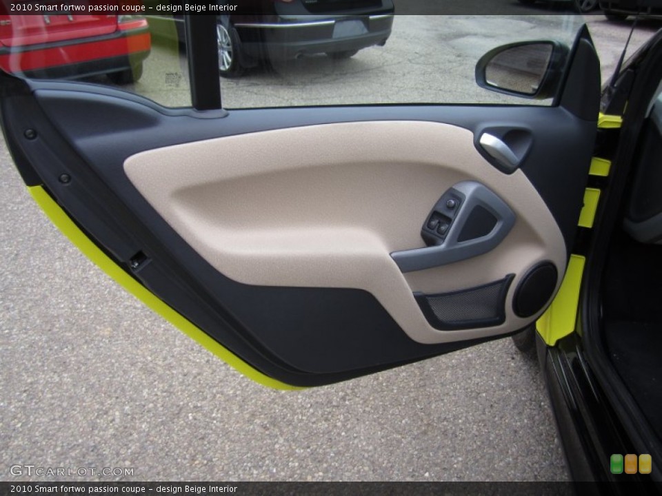 design Beige Interior Door Panel for the 2010 Smart fortwo passion coupe #61347931