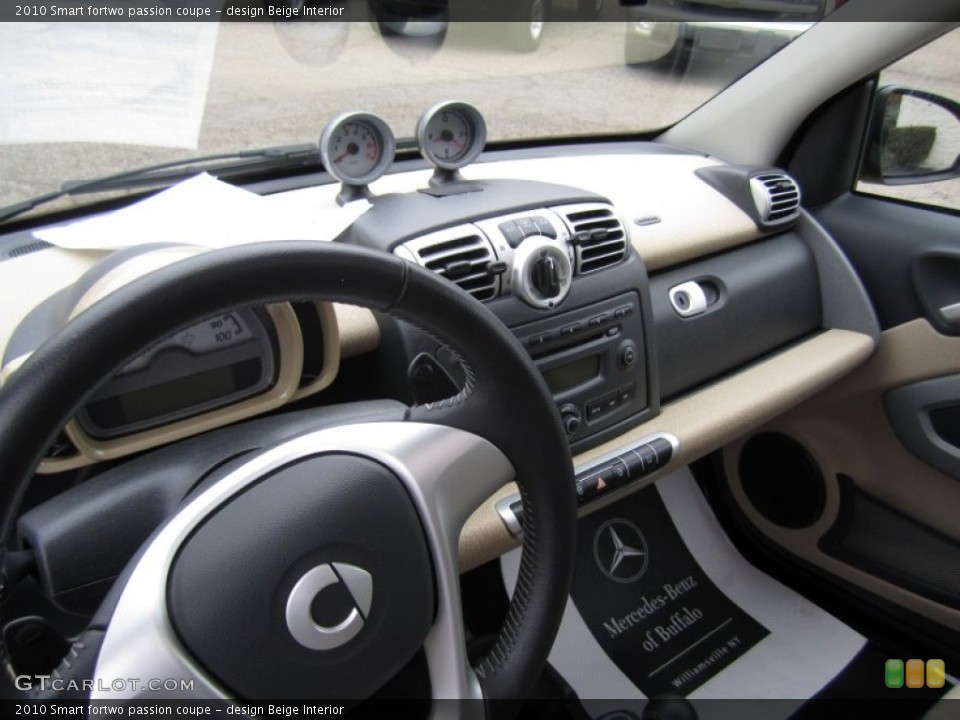 design Beige Interior Dashboard for the 2010 Smart fortwo passion coupe #61348028