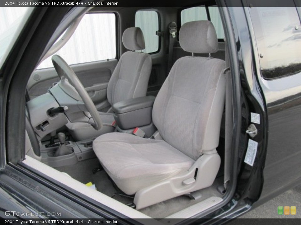 Charcoal Interior Photo for the 2004 Toyota Tacoma V6 TRD Xtracab 4x4 #61356968