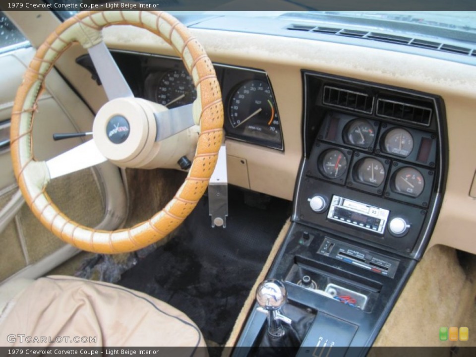 Light Beige Interior Controls for the 1979 Chevrolet Corvette Coupe #61378167