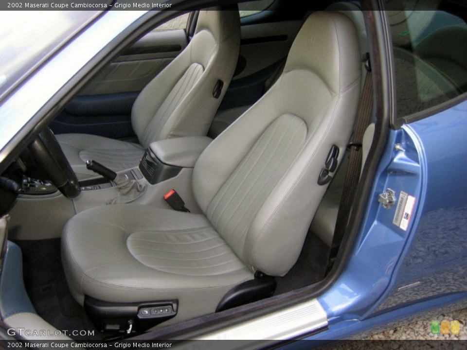 Grigio Medio Interior Photo for the 2002 Maserati Coupe Cambiocorsa #61379238