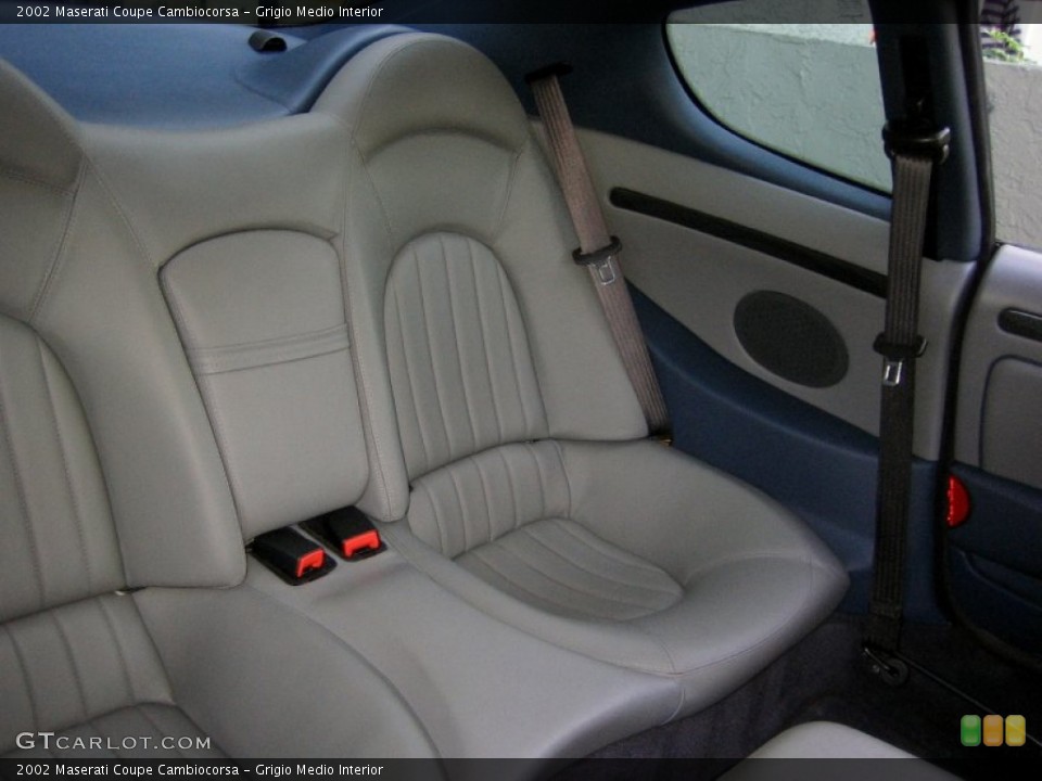 Grigio Medio Interior Photo for the 2002 Maserati Coupe Cambiocorsa #61379259