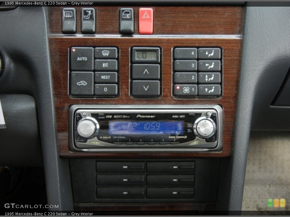 Grey Interior Controls for the 1995 Mercedes-Benz C 220 Sedan #61389356