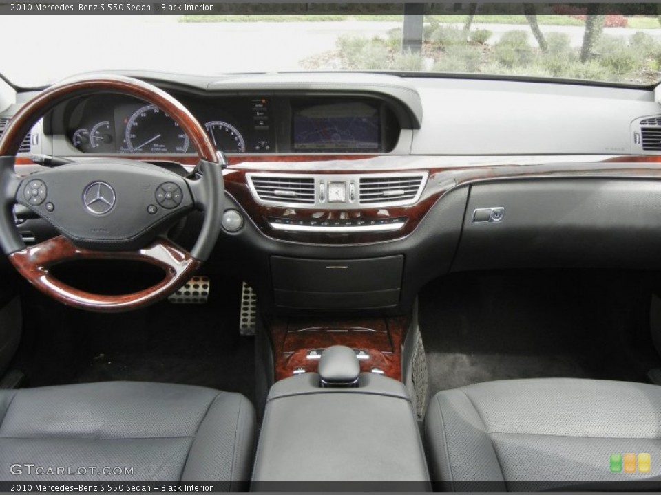 Black Interior Dashboard for the 2010 Mercedes-Benz S 550 Sedan #61390560