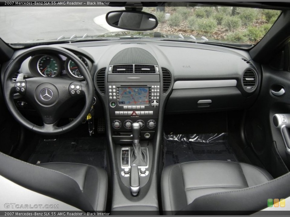 Black Interior Dashboard for the 2007 Mercedes-Benz SLK 55 AMG Roadster #61391424