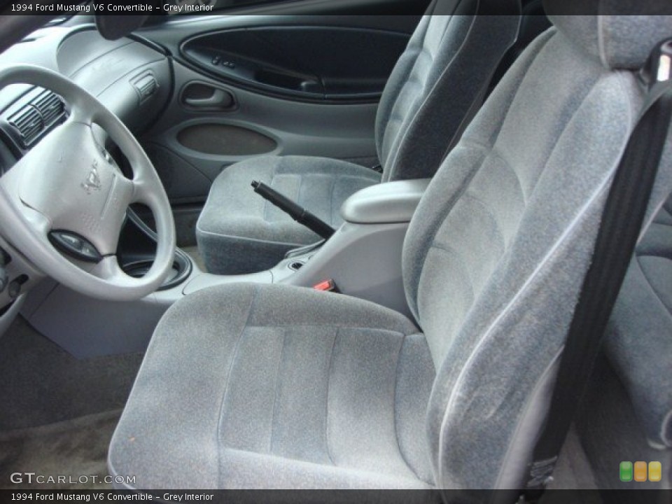 Grey Interior Photo for the 1994 Ford Mustang V6 Convertible #61400833