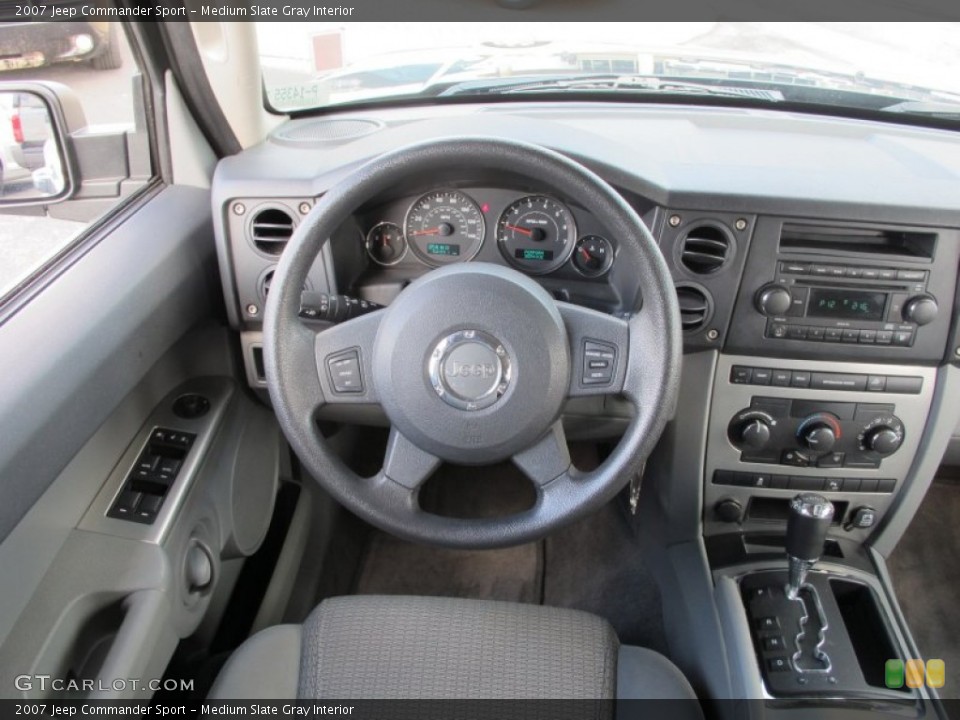 Medium Slate Gray Interior Controls for the 2007 Jeep Commander Sport #61406389