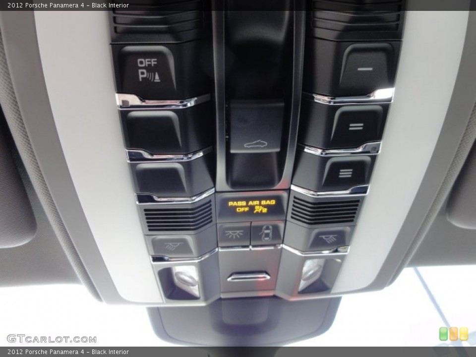 Black Interior Controls for the 2012 Porsche Panamera 4 #61414468