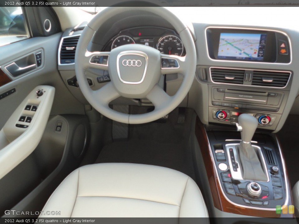 Light Gray Interior Dashboard for the 2012 Audi Q5 3.2 FSI quattro #61416584