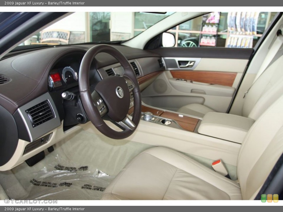 Barley/Truffle Interior Photo for the 2009 Jaguar XF Luxury #61417258