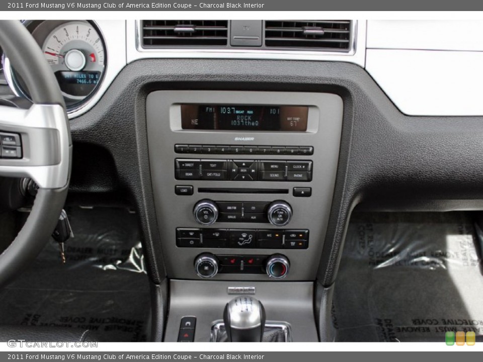 Charcoal Black Interior Controls for the 2011 Ford Mustang V6 Mustang Club of America Edition Coupe #61442030